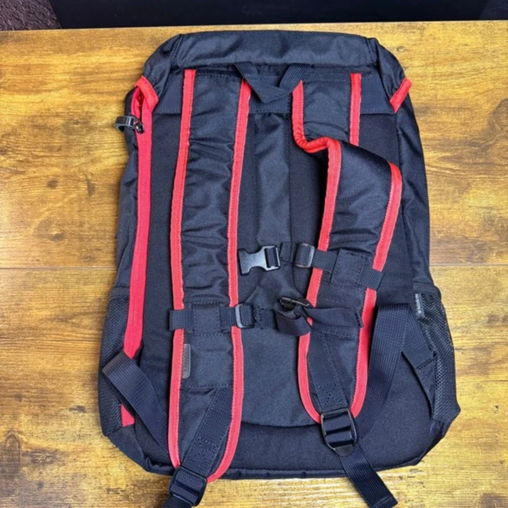 Nixon Skate Rat Small Landlock‎ SE Black Red Nylon Backpack Unisex OS